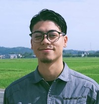 スタッフ