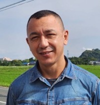 スタッフ